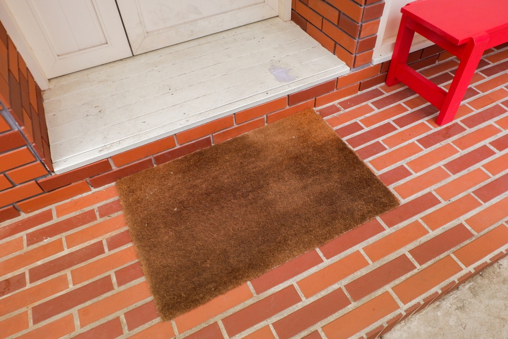 How to Clean Your Front Porch Effectively